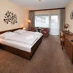 ホテル Strandhotel Salty ビューズム