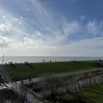 Strandhotel Salty 3* ビューズム