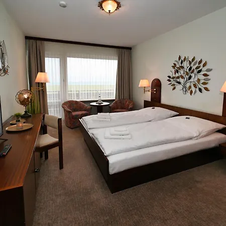 Strandhotel Salty Hotel 3*