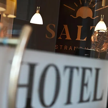 Strandhotel Salty 3*