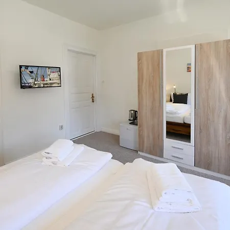 Strandhotel Salty Hotel 3*