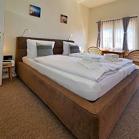 Hotel Strandhotel Salty 3*