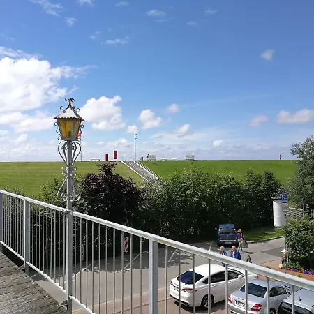 Strandhotel Salty Hotel 3*