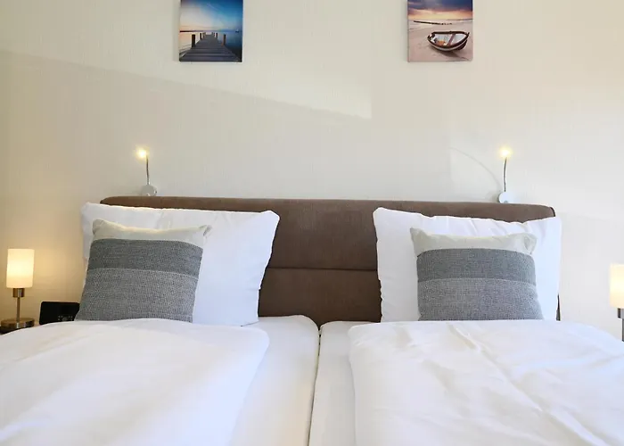 Hotel Strandhotel Salty 3*